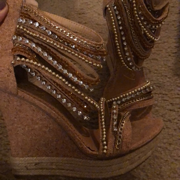 naughty monkey Shoes - Super cute wedges